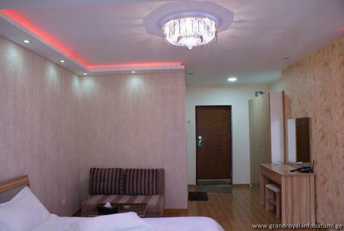 Grand Royal Hotel