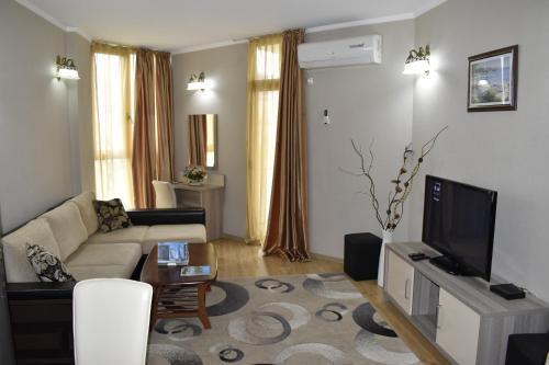 Orbi Plaza-mzia Apartments