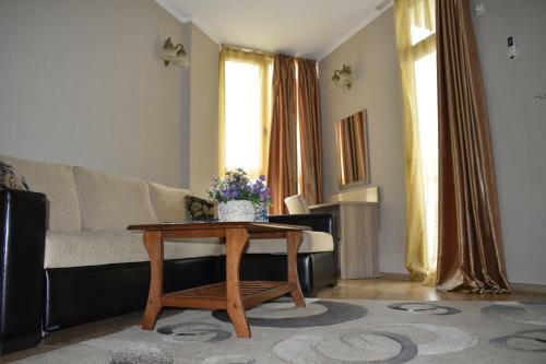 Orbi Plaza-mzia Apartments