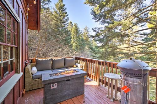Chic Lake Arrowhead Cabin With Deck 2 Mi To Village