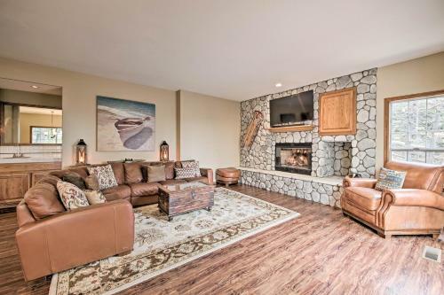 Fairway Retreat - Luxe Home With Panoramic Views!