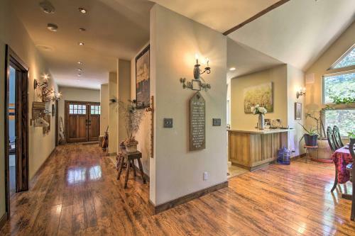 Incredible Lake Arrowhead Home With Views And Decks!