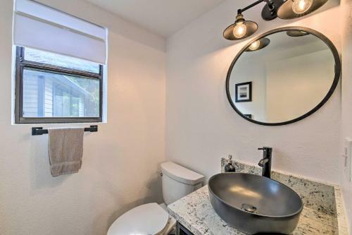 3-level Luxe Home With Spa, Ac, Game Room And Theater!