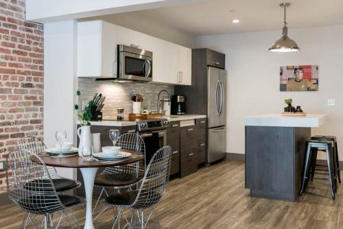 Hip & Urban Loft 1-bedroom Dtla