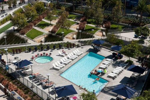 Apartamento One Bed/1bath + Private Balcony Walk To Beach