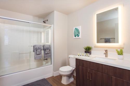 Apartamento Westwood Luxury Suites