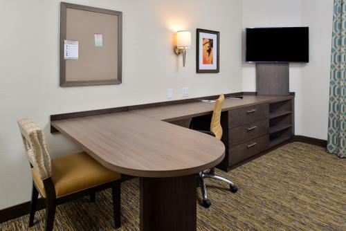 Candlewood Suites - Lodi, An Ihg Hotel