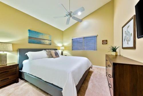 Lbc-102 - Beauty By The Beach