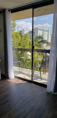 Apartamento Prime West Hollywood 1-bedroom