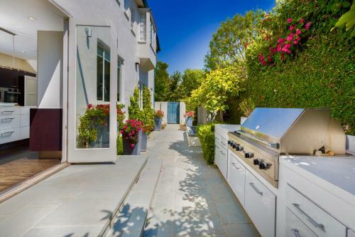 Brentwood Estate