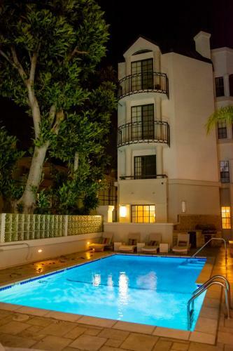 Apartamento Luxury Beverly Hills Condos