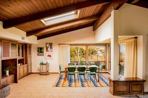 Cliffridge By Avantstay