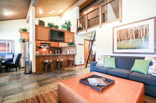 Apartamento Sierra Manors #60 Condo