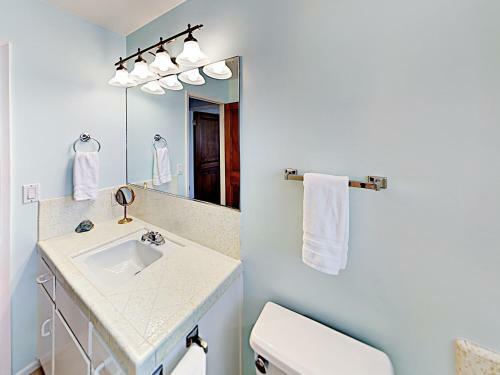Charming Morro Bay Bungalow Home