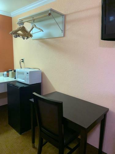 Budget Motel