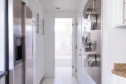 Bay Breeze By Avantstay