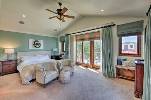 Luxury Newport Beach Getaway - 1 Block From Shore!