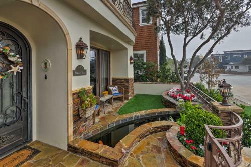 Luxury Newport Beach Getaway - 1 Block From Shore!
