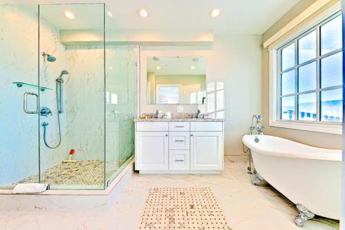 Nb-130 - Spacious Balboa Beauty