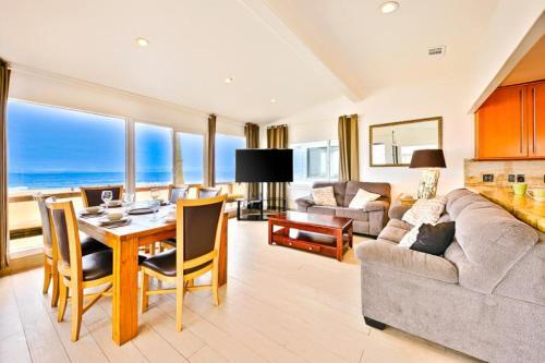 Nb-4001b - Newport Beach Front View II
