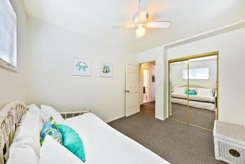 Nb-210a - Beach Side Escape