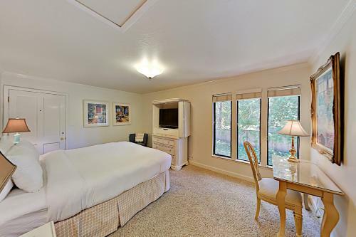 Apartamento Sleek Condo Within Silverado Community - Pool, Dining Condo