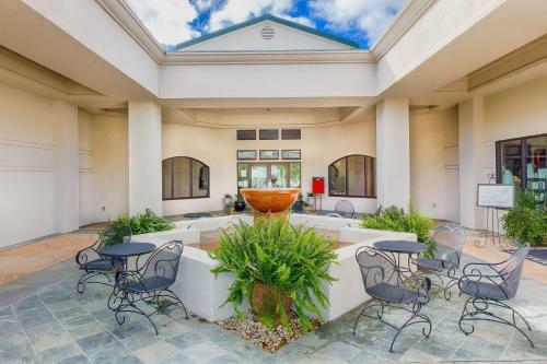 Apartamento Beautifully Updated Suite - Enclosed Courtyard Condo