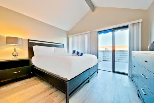 Nb-3010b - Perfect Newport Beach Location II