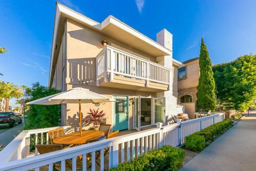 Nb-3126a - Balboa Island Home