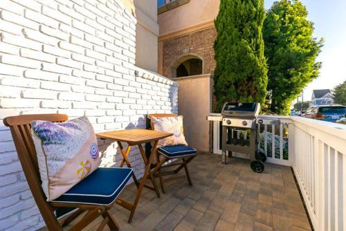 Nb-3126a - Balboa Island Home
