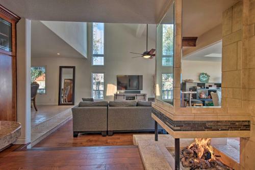 Luxurious Channel Island Harbor Home With Boat Dock!