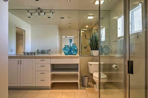 Luxury Retreat With Backyard Oasis, Walk To El Paseo