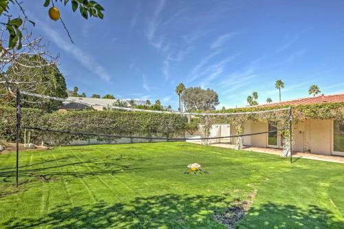 Luxury Retreat With Backyard Oasis, Walk To El Paseo