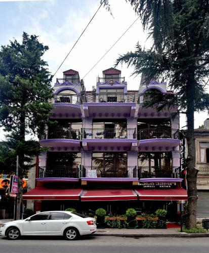 Antika Hotel