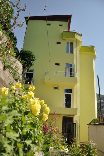 Hostal Akhmed Guest House
