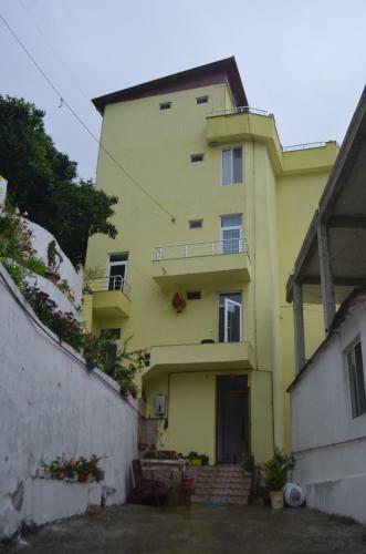 Hostal Akhmed Guest House