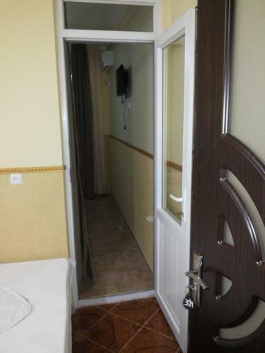 Hostal Kvariati Grand Guest House