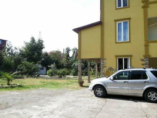 Hostal Kvariati Grand Guest House
