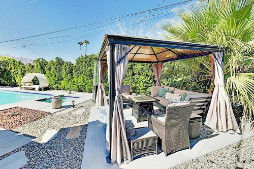 4br 2ba Demuth Park Home - Backyard Paradise With Pool Home