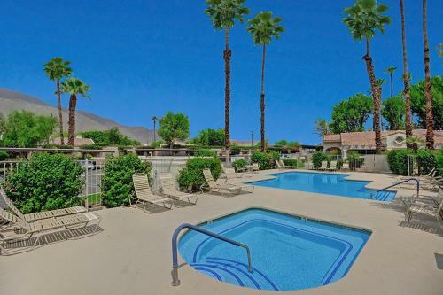 Mesquite Golf Condos By Oranj Palm
