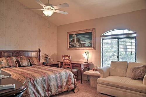 Desert Oasis On Golf Course With Private Pool And Spa!
