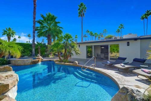 Casa San Lucas By Oranj Palm