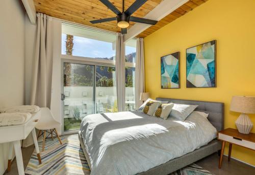 Palm Springs Regal Contemporary