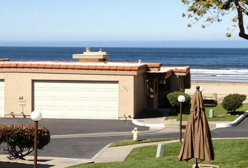 125 Pismo Shores