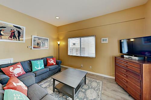 Apartamento Downtown Retreat - Patio With Grill - Walk Beach Duplex