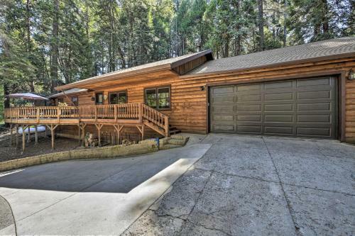 Cozy Pollock Pines Resort Cabin 11mi To Apple Hill
