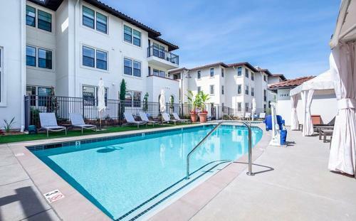 Urban Flat Apartments @ San Carlos