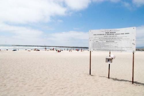 Apartamento Modern 2bed Beach Bungalow! 1/2 Block To Beach!