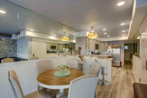 Wow, 3 Levels Of Ocean Front, 3 Units, 3 Patios