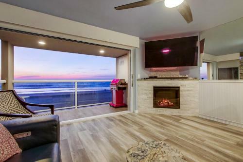 Wow, 3 Levels Of Ocean Front, 3 Units, 3 Patios